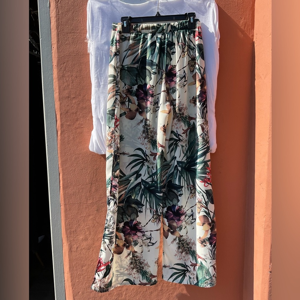 ♥️ NWOT SANS SOUCI PANTS SIZE LARGE